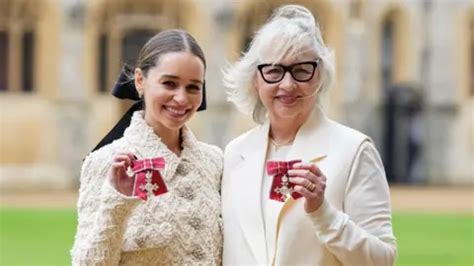 emilia clarke children|Emilia Clarke: Game of Thrones star and Mum receive MBEs .